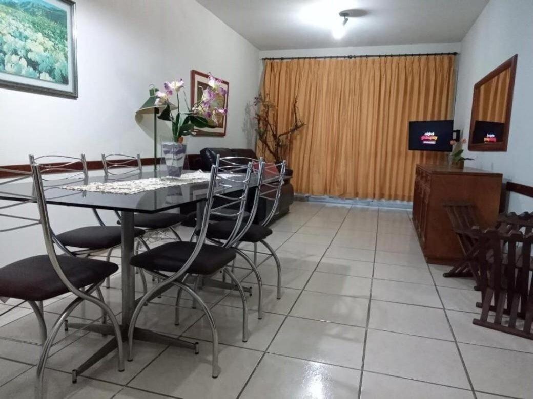 Apartamento Familia A 10 Mim Da Praia Do Forte Em カボ・フリオ エクステリア 写真
